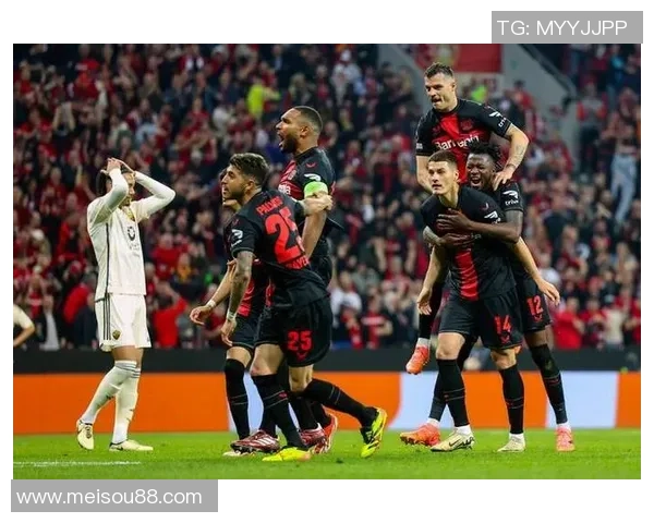 欧联杯精彩对决AC米兰3-0曼联补时进球点燃全场激情