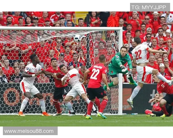 欧冠激战:阿森纳狂胜那不勒斯五球大捷引爆全场热情分析