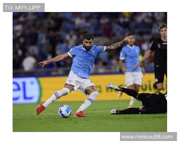 意甲激战：那不勒斯险胜本菲卡乌龙球成比赛转折点