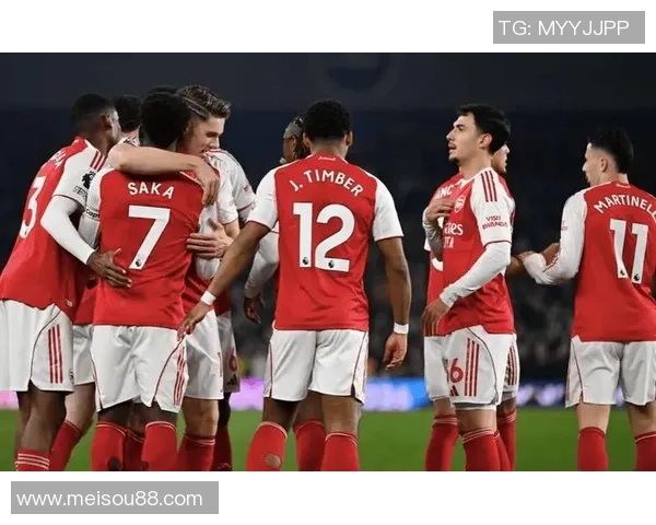 英超激战波尔图绝杀曼联补时进球引发全场狂欢与转会传闻